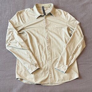 lululemon athletica Men's Casual light green Button Down Shirt